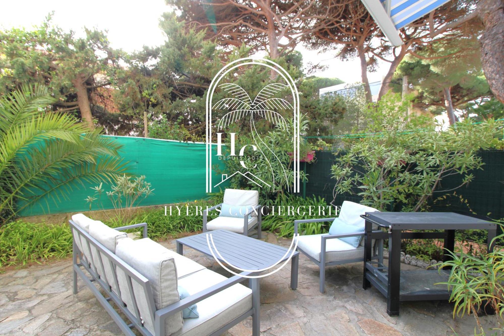 Duplex Au Coeur Du Port D'hyeres- Plages Parking By Hc Apartment Hyères