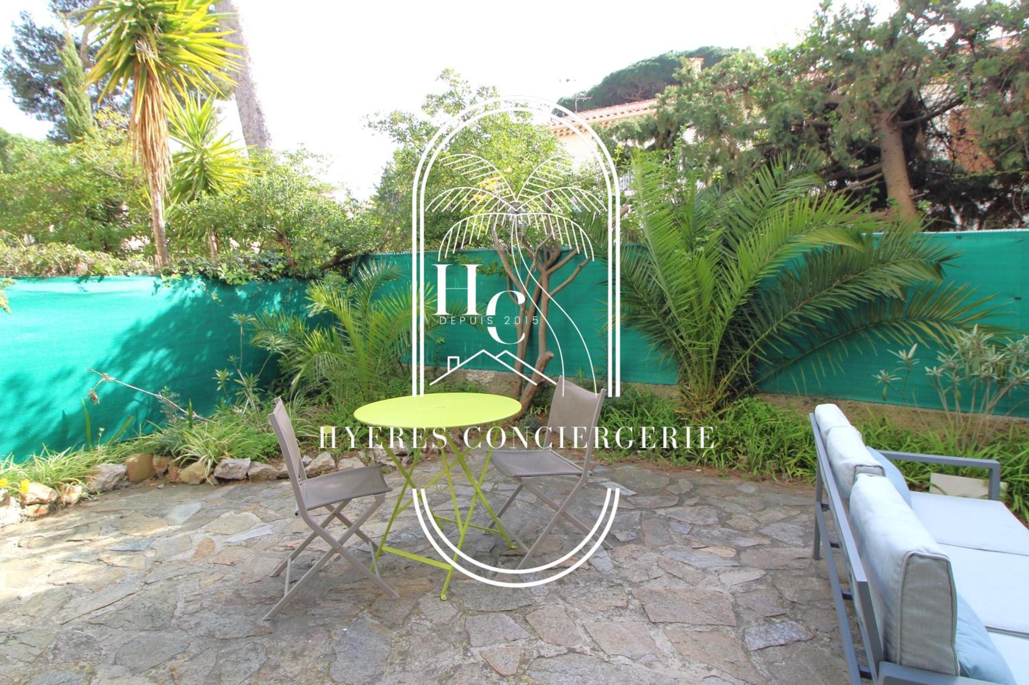 Duplex Au Coeur Du Port D'hyeres- Plages Parking By Hc * Hyères